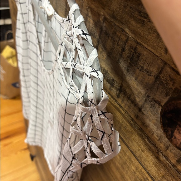 Mine Top - Picture 3 of 5